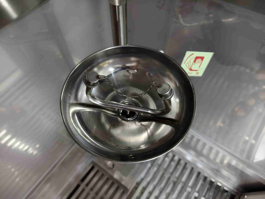 Sala de ducha y lavado de ojos de seguridad de emergencia con recubrimiento de acero inoxidable SUS304, caudal de ducha de 120-180 L/min y tamaño compacto de 1000 × 1000 × 2400 mm