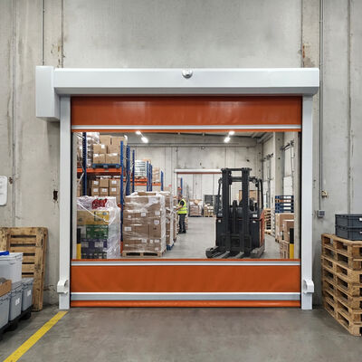 Puerta enrollable de alta velocidad resistente al viento con sensor de radar y cortina de PVC de 0,8 mm para instalaciones industriales